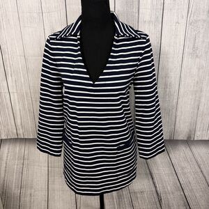 Tuckernuck Women's Medium Navy & White Striped V-Neck Collared 3/4 Sleeve Blouse